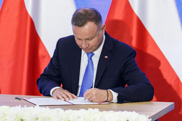 Prezydent Andrzej Duda podpisał Ustawę zwalniającą z podatku PCC przy Zakupie Pierwszego Mieszkania”